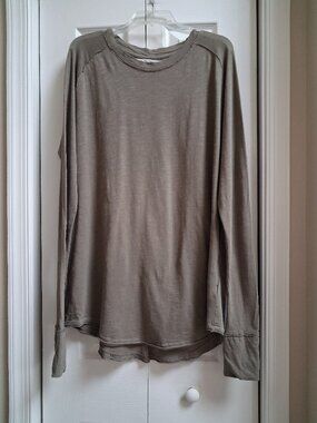FREE PEOPLE We The Free Arden Olive Green Oversized T-Shirt sz M